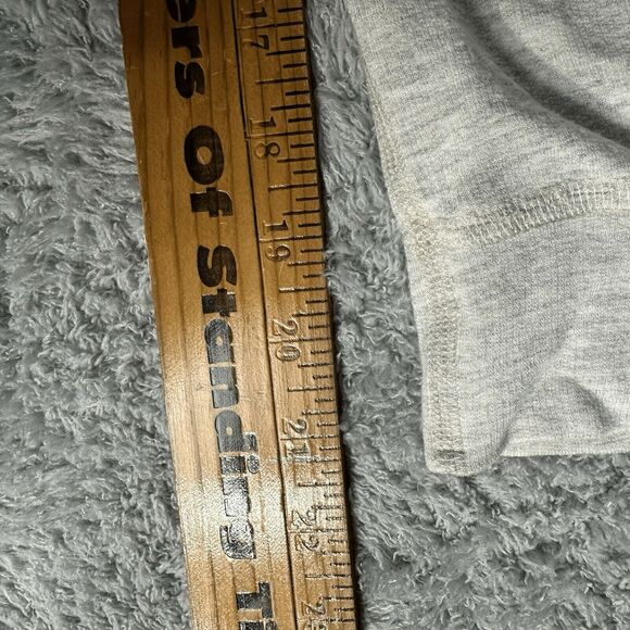 Monrow Mommy Women's Long Sleeve Sweatshirt XS Grey Rainbow Sleeve Crew Neck - Picture 9 of 13